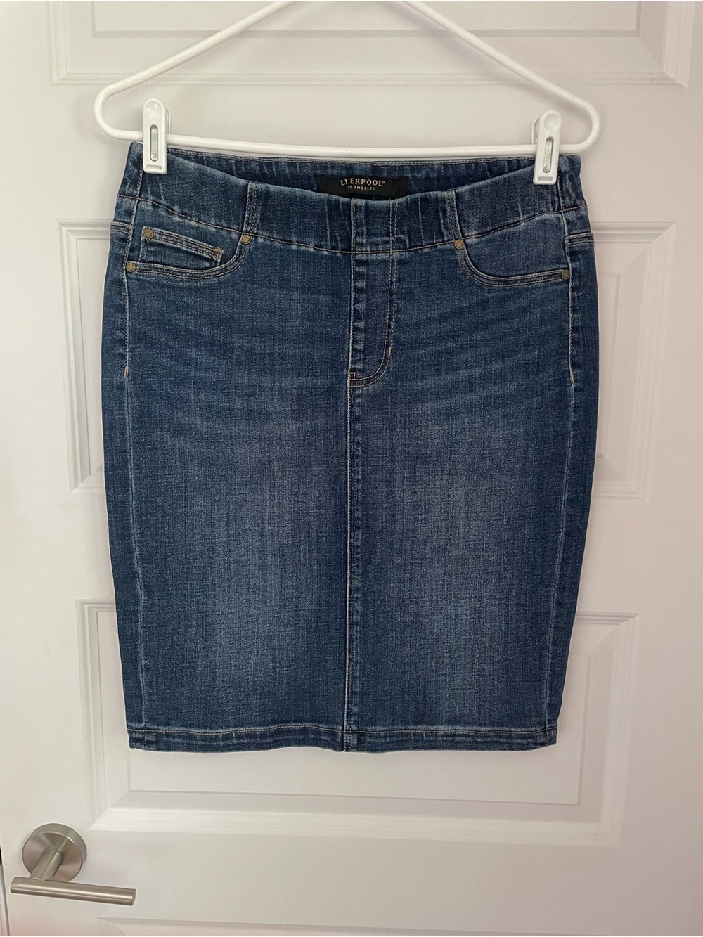 Liverpool Women’s 6/28 Denim Jean Pencil Skirt Pull-On Stretch Medium Wash